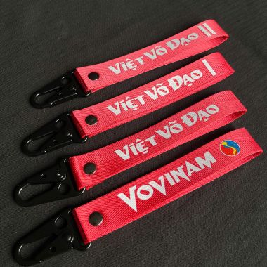 MÓC KHÓA DÂY STRAP CÓ MÓC SẮT DÀNH CHO CÁC MÔN VÕ | Móc khóa võ thuật mẫu mới cá tính mạnh mẽ, xu hướng mới 2025