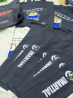 Quạt Võ Thuật Quạt Nan Tre Nan Nhựa Ailaikit